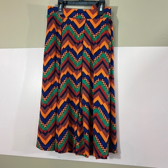 LuLaRoe Dresses & Skirts - LulaRoe Madison printed size Medium